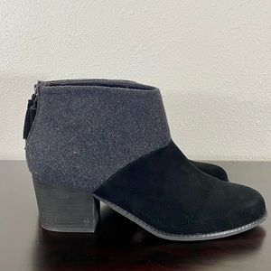 Toms Lacy Bootie Black and Grey Size 12